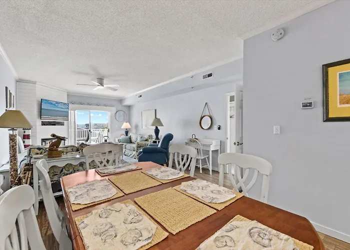 Ocean & Bay Views W Pool Steps To