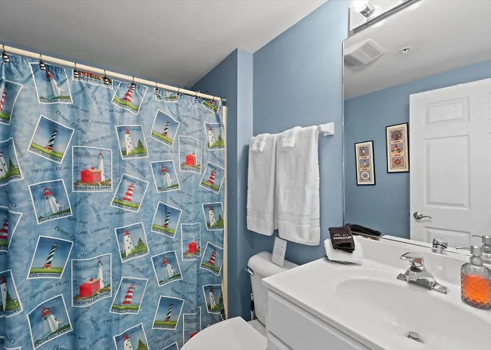 Ocean & Bay Views W Pool Steps To Holiday home Ocean City